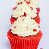 https://madelainedreamcake.com/2015/02/06/red-velvet-cupcakes/